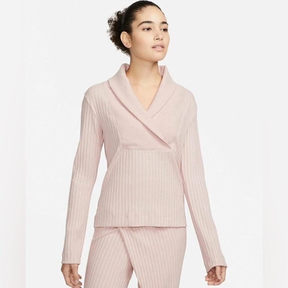 NIKE NWT Yoga Luxe Ribbed Long-sleeve Women's Pink Sweater Size Small $80 MSRP - Picture 1 of 14